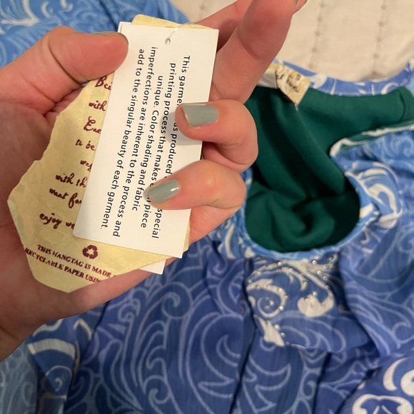 Beautiful blouse - Picture 4 of 6